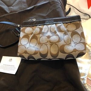Coach wristlet. Perfect condition